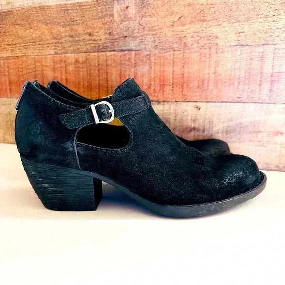 NWOT Born Mendocino Shooties - Picture 3 of 10